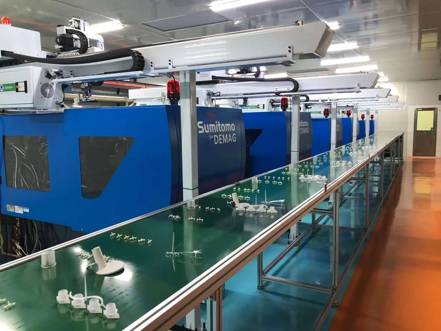 FIT MOULD injection molding production line
