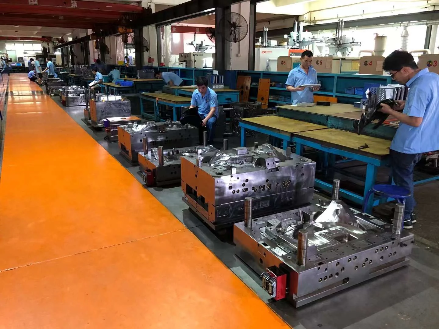 FIT MOULD mold manufacturing workshop